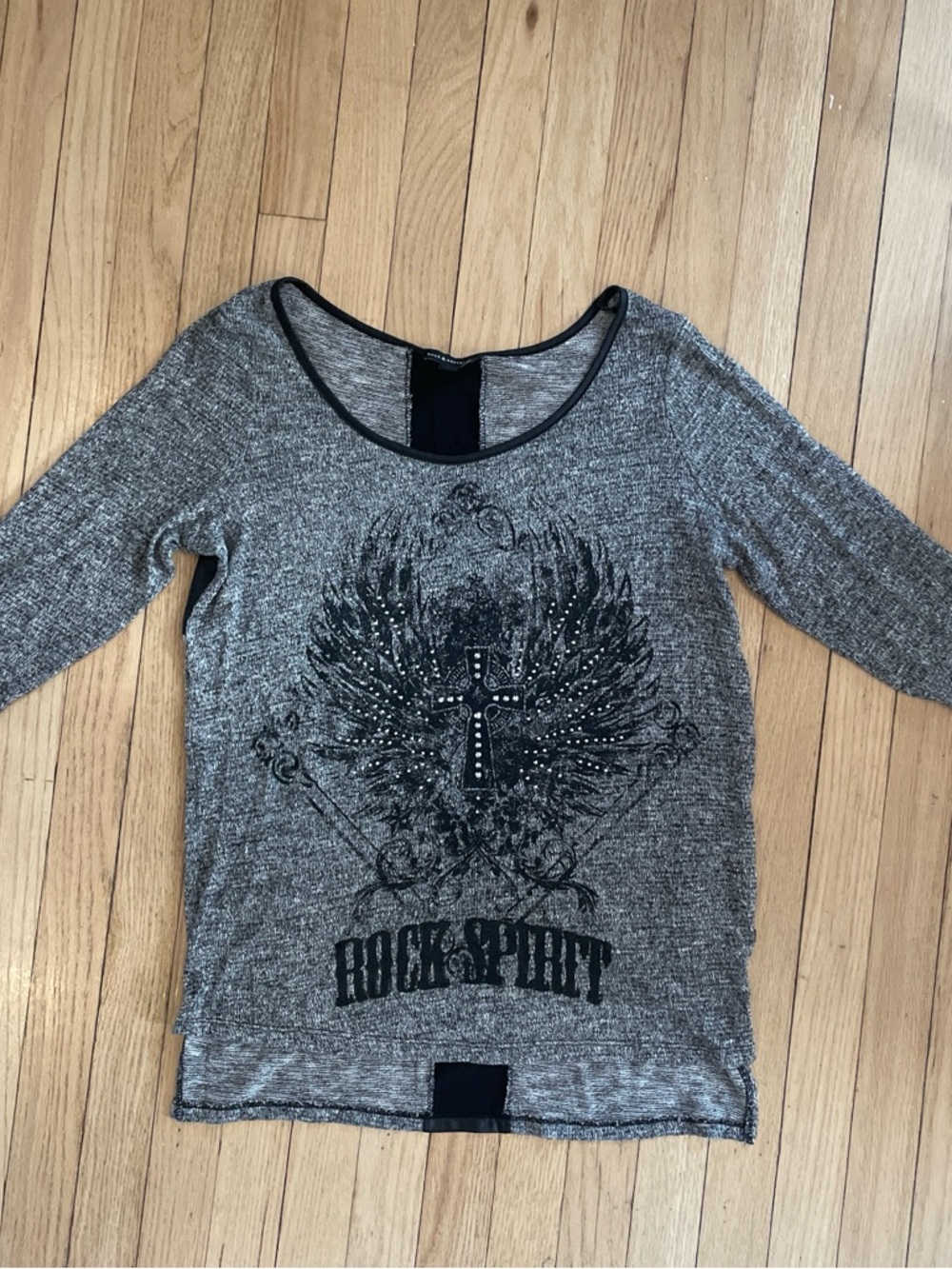 Rock & Republic Black and Gray Knit Top